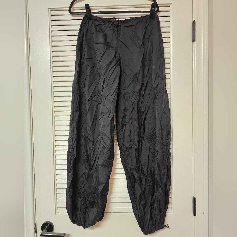 SHEIN - Black Drawstring Waist Windbreaker Lightweight Pants W Drawstrings